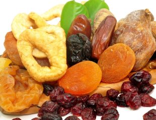 تاثیر مصرف میوه های خشک شده بر بهبود یبوست