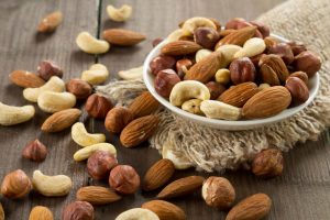آلرژی به آجیل ( بادام زمینی ) آلرژی به آجیل ( بادام زمینی )