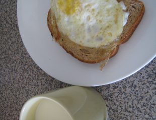 گلوتن، تخم مرغ و شیر سویا