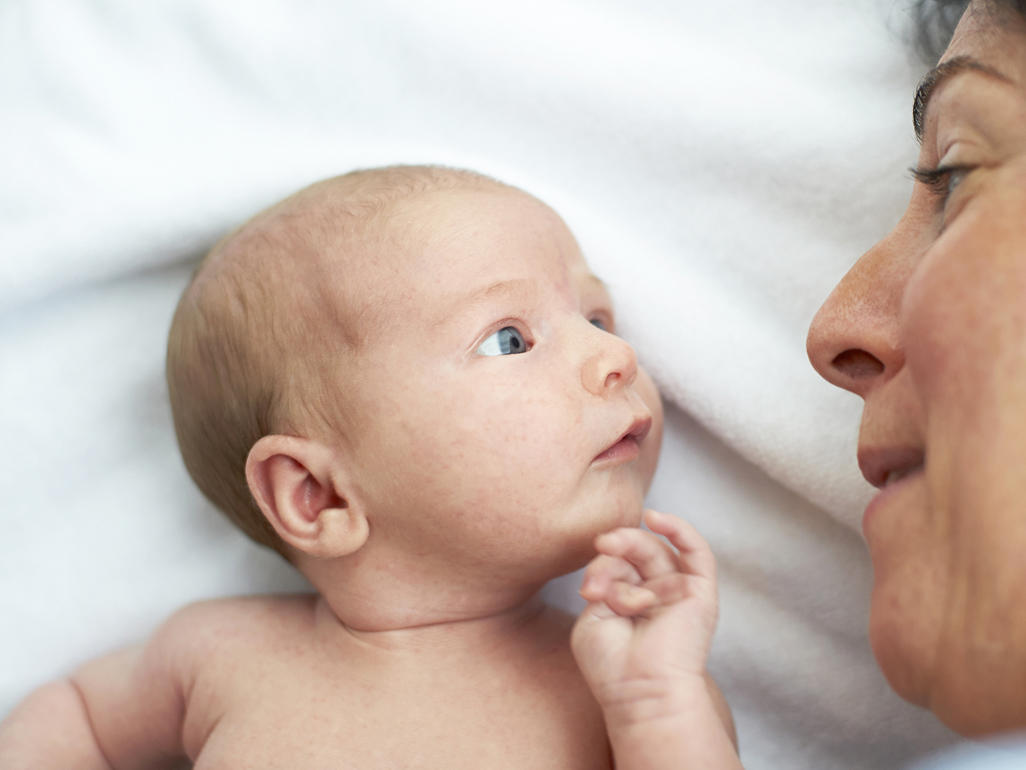 ورم بیضه مادرزادی نسخه