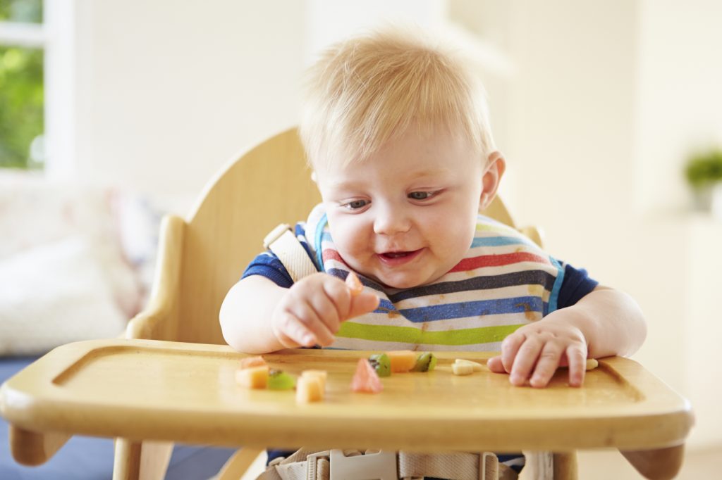 امکان وجود آفت کش در غذای فرزند شما: آنچه باید بدانید