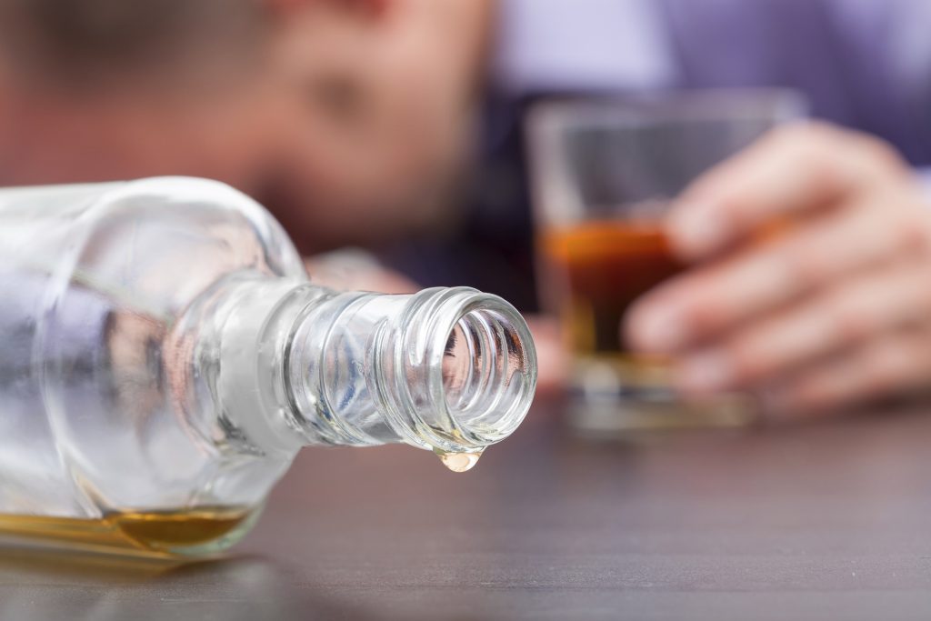 درمان مسمومیت با الکل