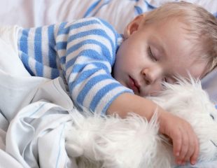 کودک به خواب نمی رود: یک تا دو سالگی