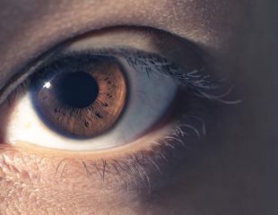 آیا تمرینات چشم می­تواند پف چشم را کاهش دهد؟