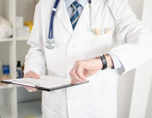 سوالاتی که باید در مورد سردرد از پزشک پرسید