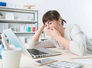 15 نشانه داشتن متابولیسم ( سوخت و ساز) پائین 15 نشانه داشتن متابولیسم ( سوخت و ساز) پائین