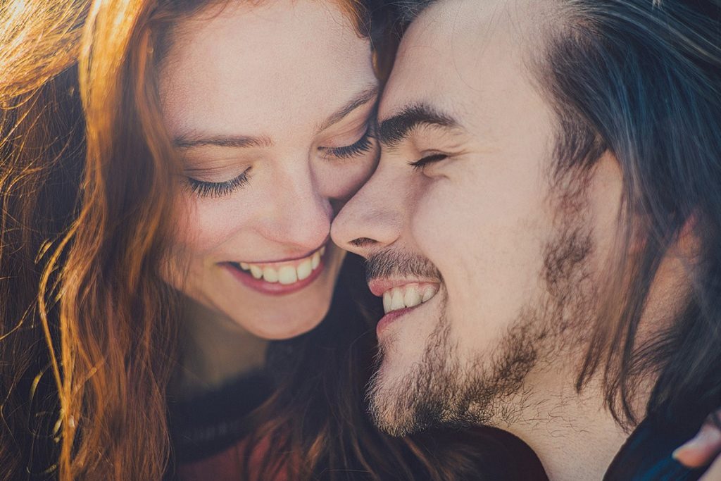10 علامتی که نشان می‌دهد رابطه شما سالم است