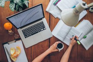 8 راه برای افزایش تمرکز و کاهش حواس پرتی (بخش اول) 8 راه برای افزایش تمرکز و کاهش حواس پرتی (بخش اول)
