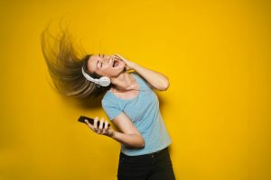10 مزیت جالب موسیقی از نگاه روانشناختی (بخش اول) 10 مزیت جالب موسیقی از نگاه روانشناختی (بخش اول)