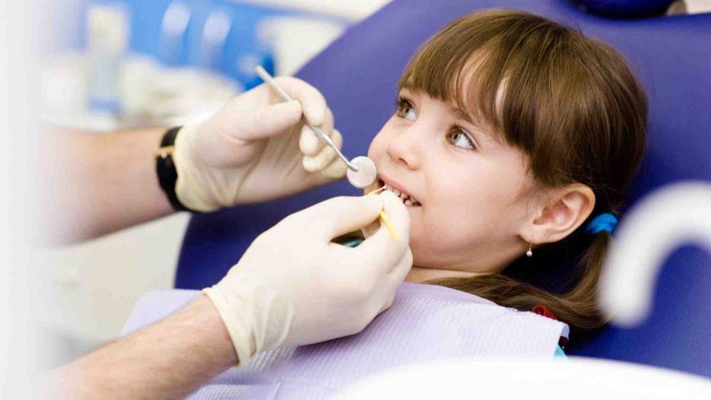 دندانپزشک کودکان - دندانپزشکی کودکان
