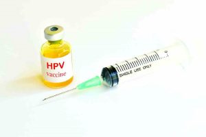 8 واقعیت اساسی درباره واکسن HPV (ویروس پاپیلوم انسانی) 8 واقعیت اساسی درباره واکسن HPV (ویروس پاپیلوم انسانی)