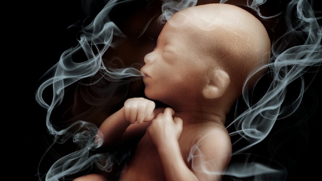 خطرات سیگار کشیدن برای سلامتی جنین